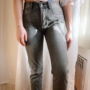 AE Girlfriend Jeans